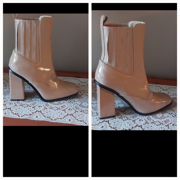 PLT Beige Patent High Block Heel Chelsea Boots Sz 7 - Picture 7 of 16